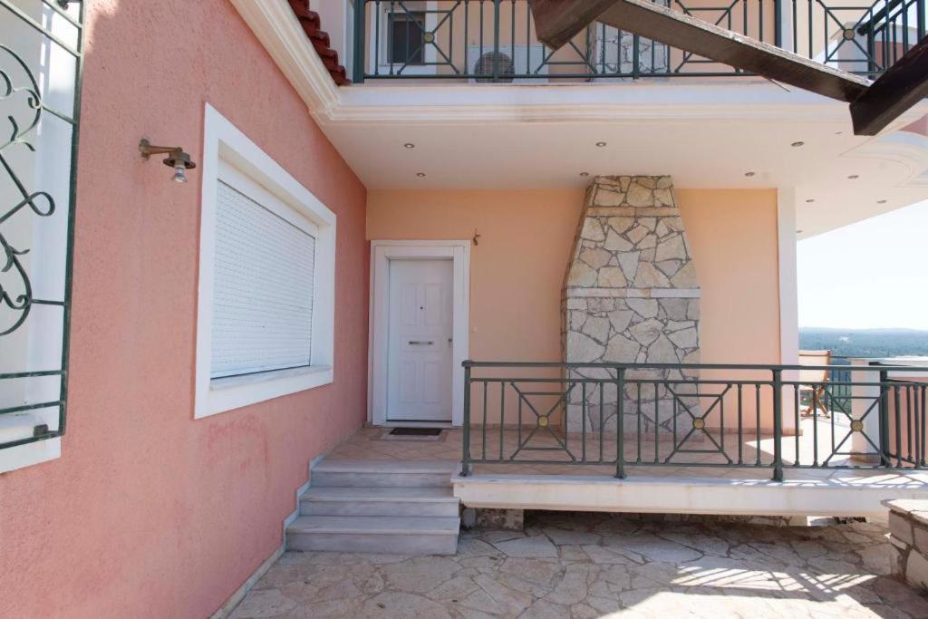 Tragana Villa エクステリア 写真
